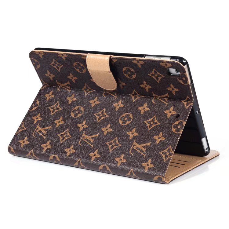 Trendy Luxury LV Monogram iPad Case with Card Holder - 画像 (12)