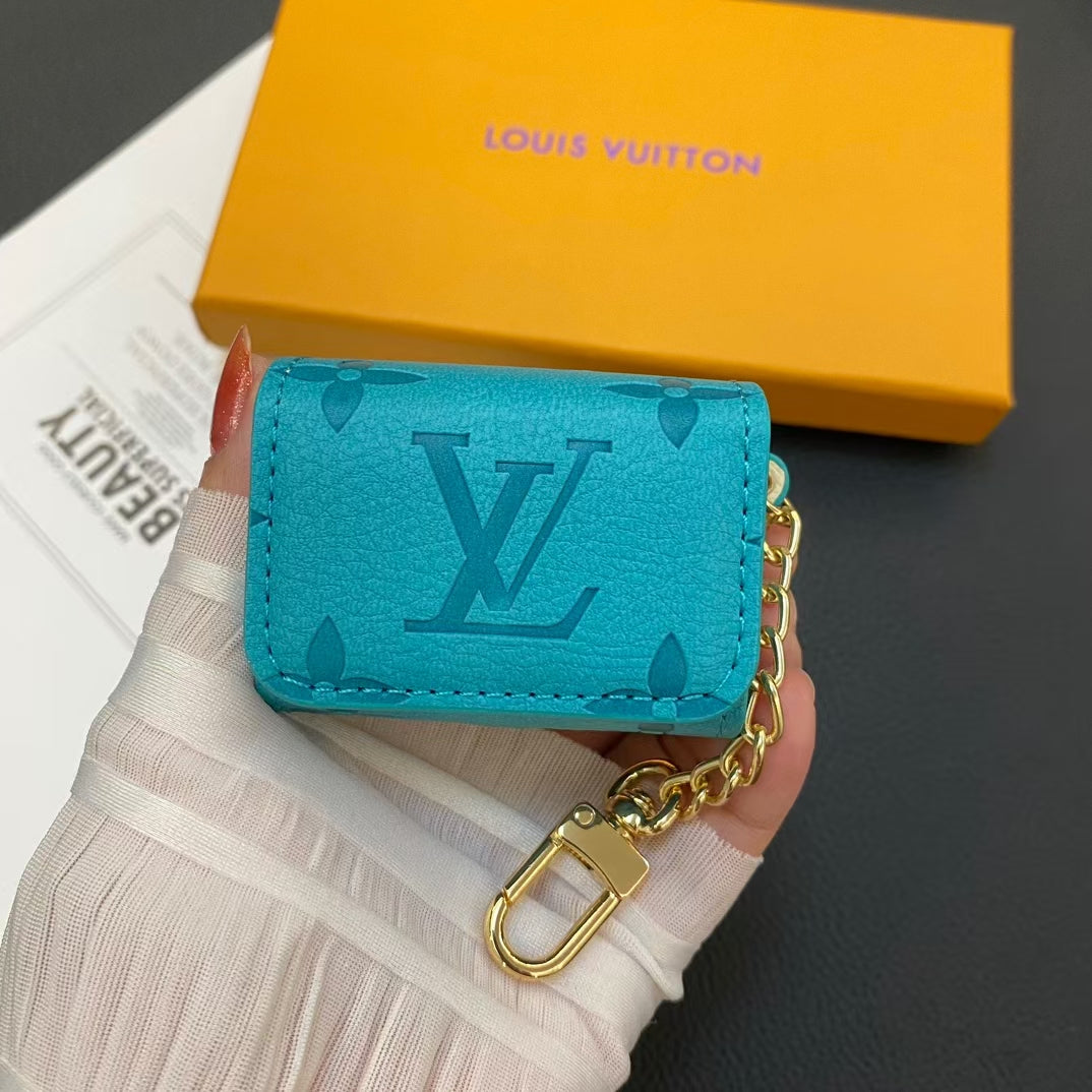 Luxury LV Monogram AirPods Case – Stylish Chain Design in Multiple Colors - 画像 (5)