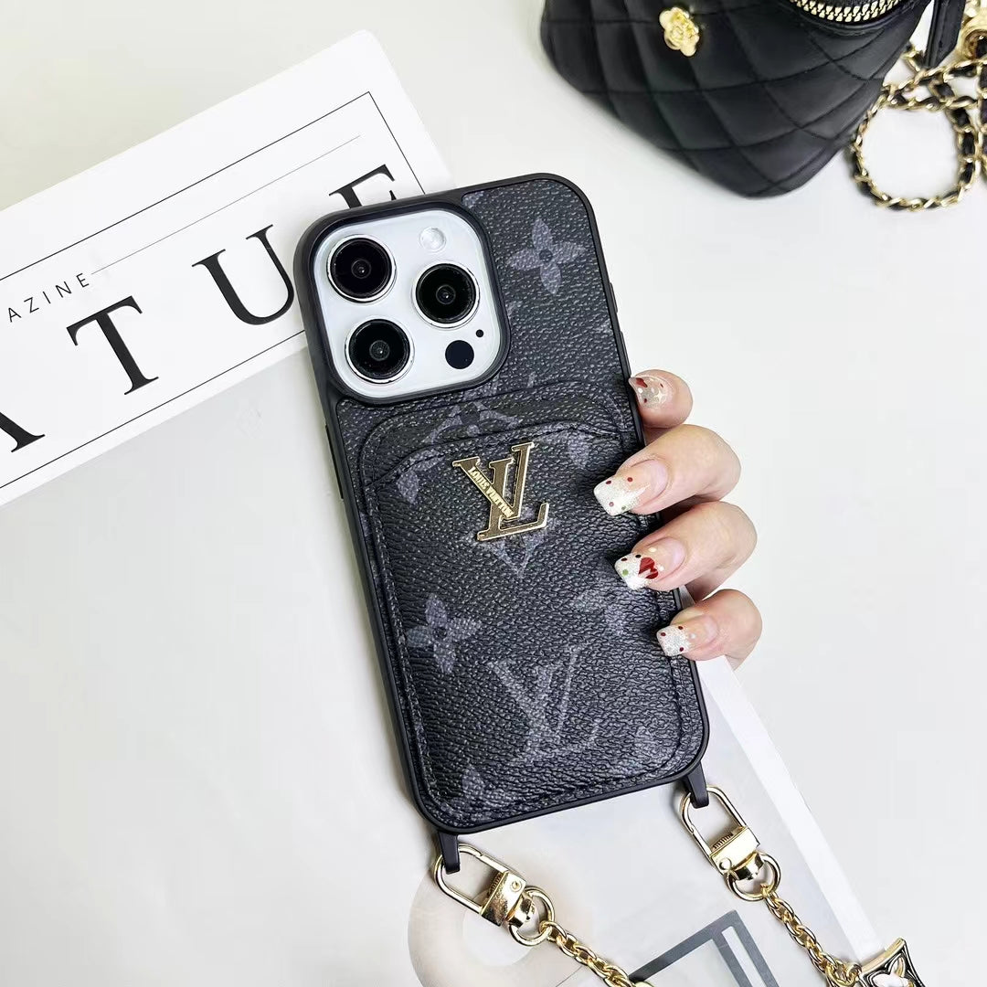 Luxury LV Monogram Chain Wallet Phone Case – Stylish Charm Design with Card Holder - 画像 (3)