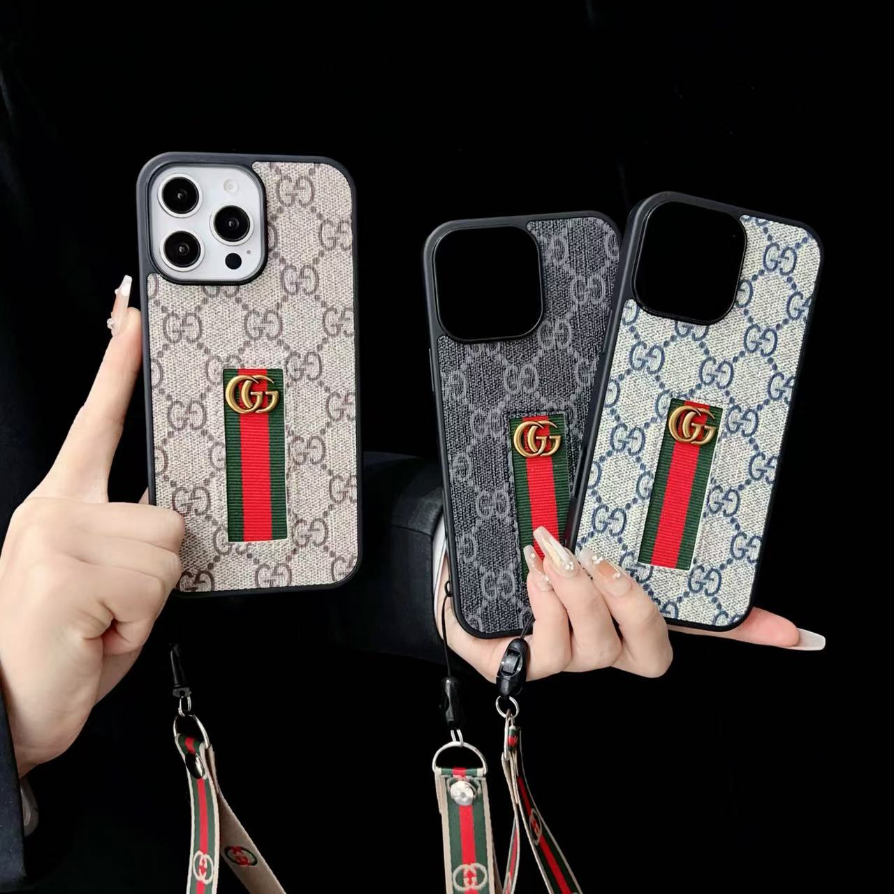 Designer-Inspired Monogram Stripe iPhone Case with Wrist Strap - 画像 (3)