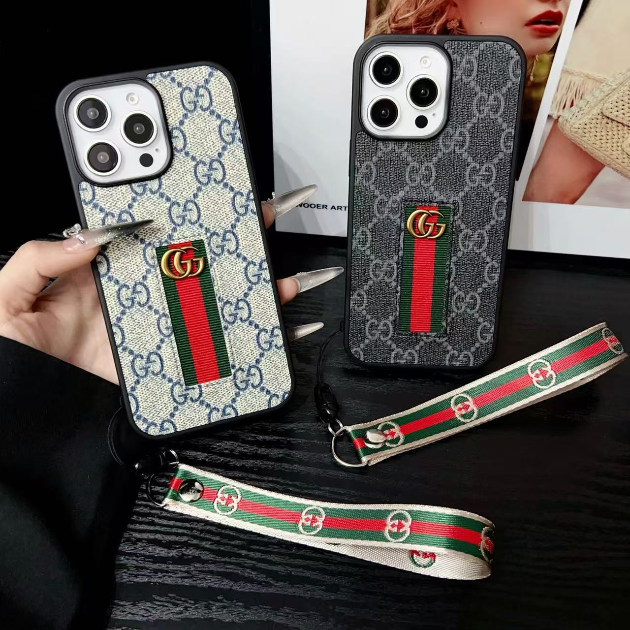 Designer-Inspired Monogram Stripe iPhone Case with Wrist Strap - 画像 (5)