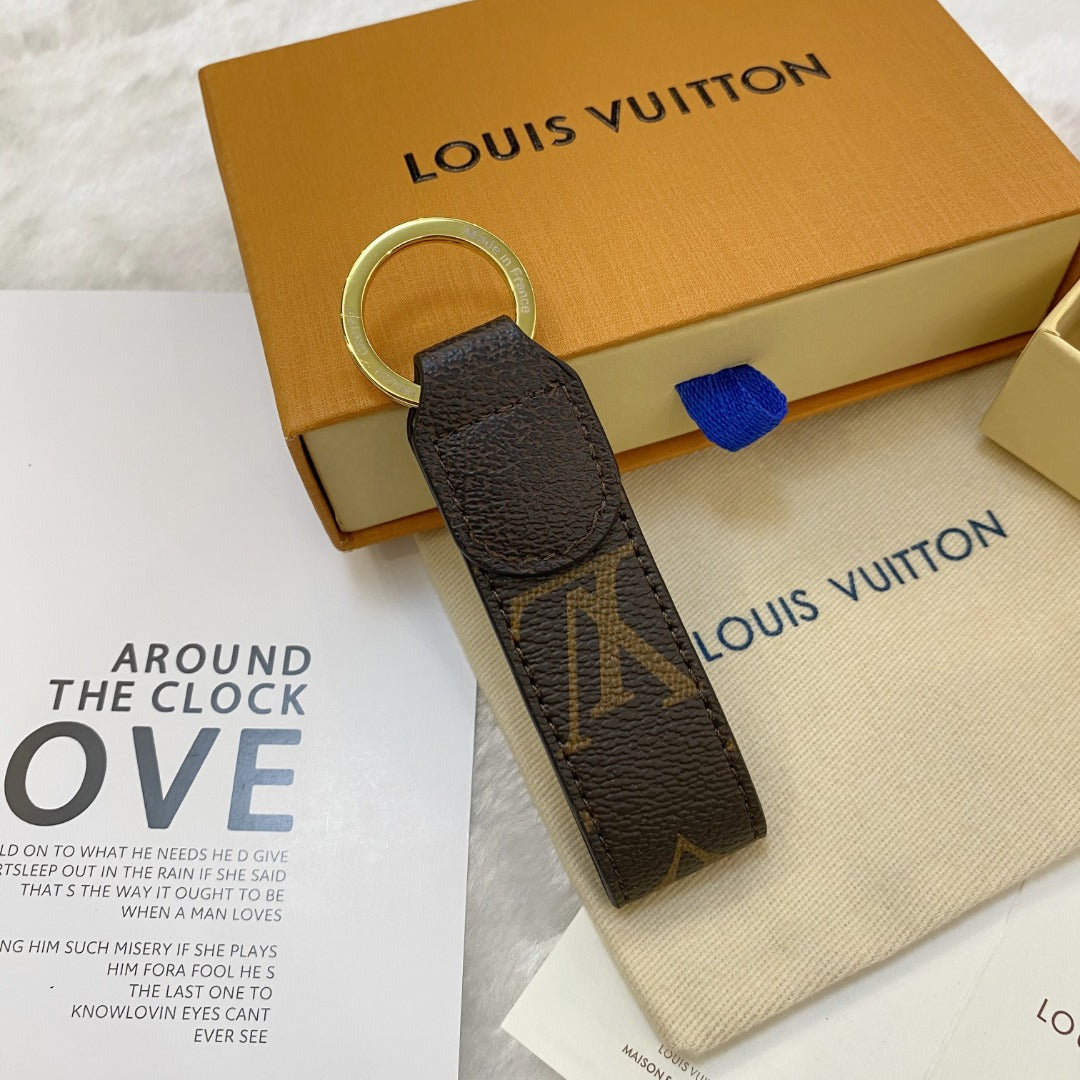 LV Monogram Keychain Collection – Luxury Designer Keyring Accessories - 画像 (3)