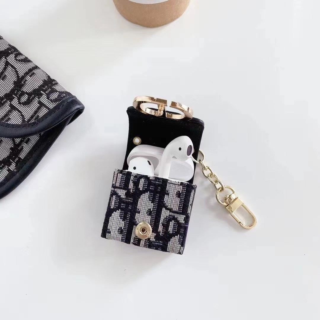 Luxe CD AirPods Case – High-End Designer Accessory - 画像 (8)