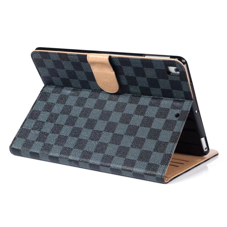 Luxury LV Damier iPad Case with Card Holde - 画像 (6)