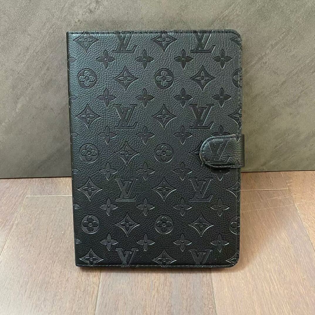 Trendy Luxury LV Monogram iPad Case with Card Holder - 画像 (8)