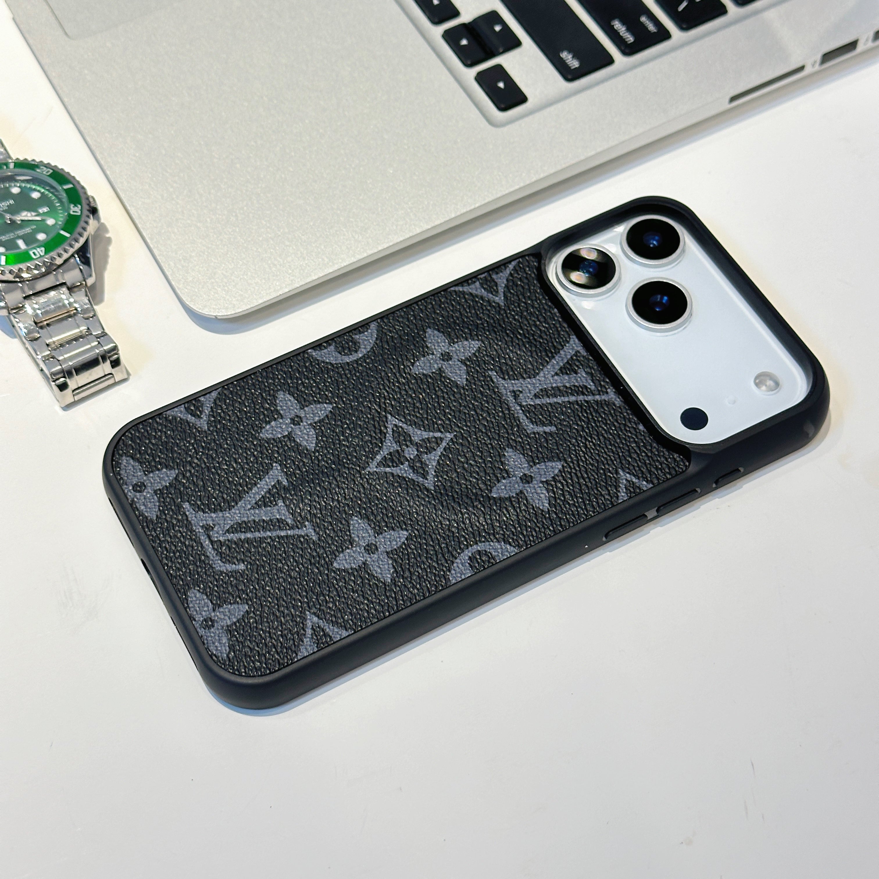 Luxury Monogram & Check Pattern iPhone Case - 画像 (6)