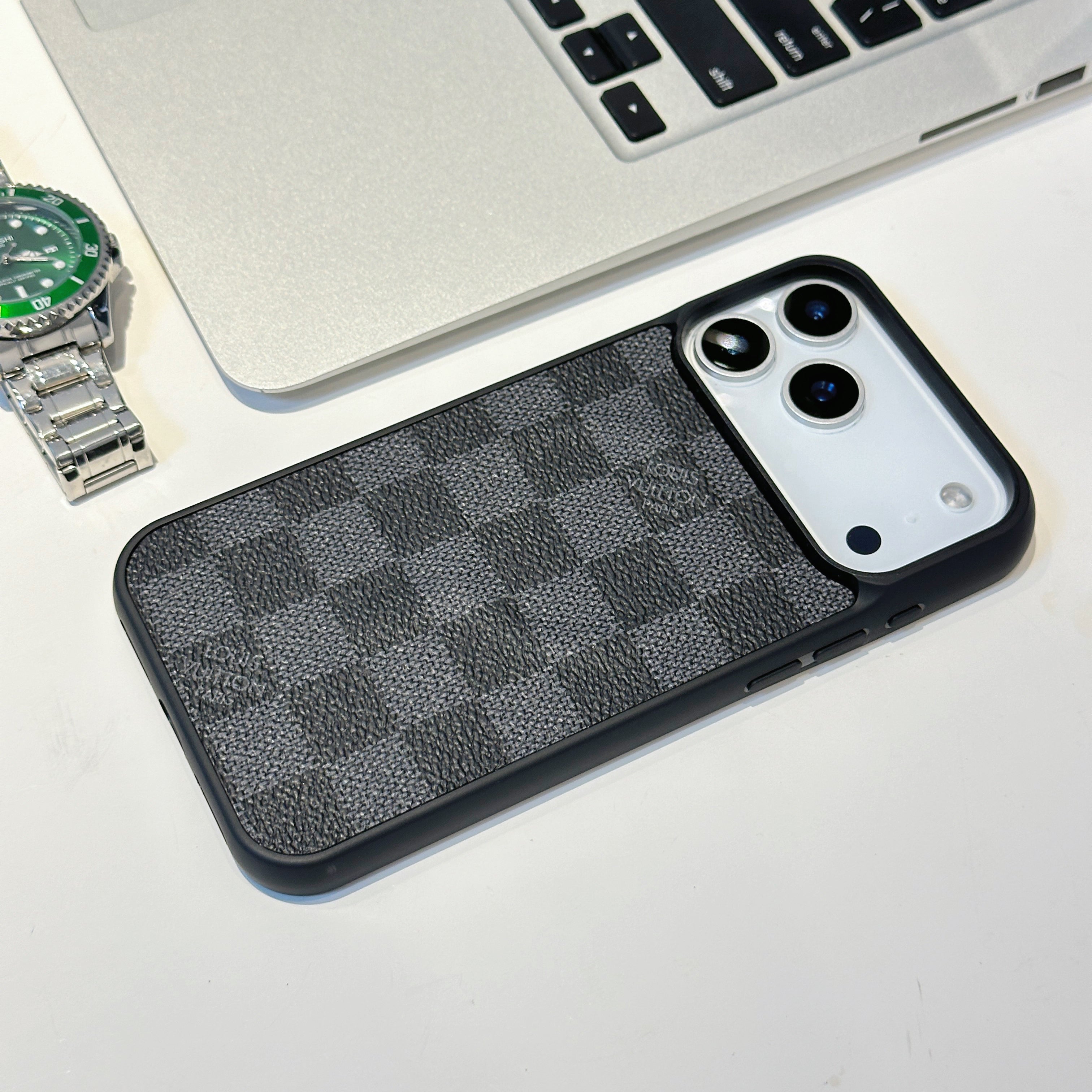 Luxury Monogram & Check Pattern iPhone Case - 画像 (7)