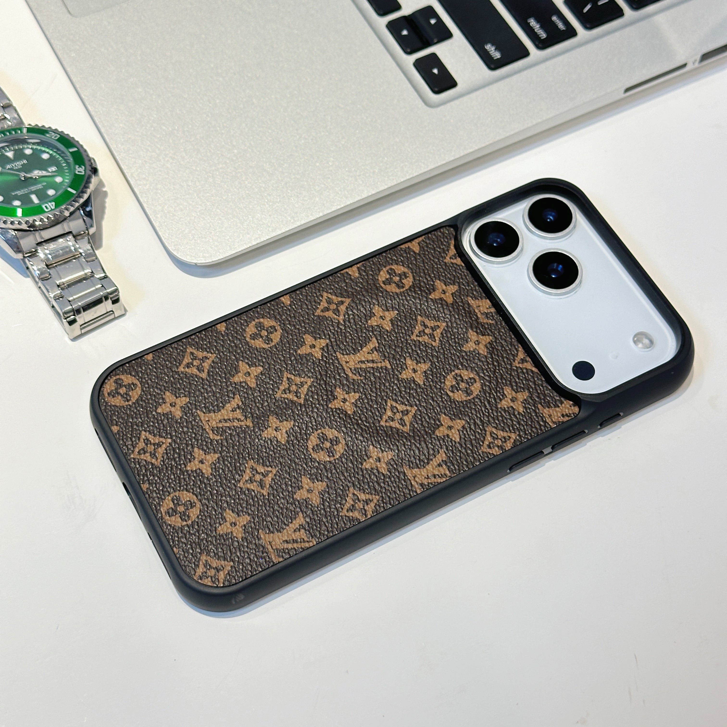 Luxury Monogram & Check Pattern iPhone Case - 画像 (9)