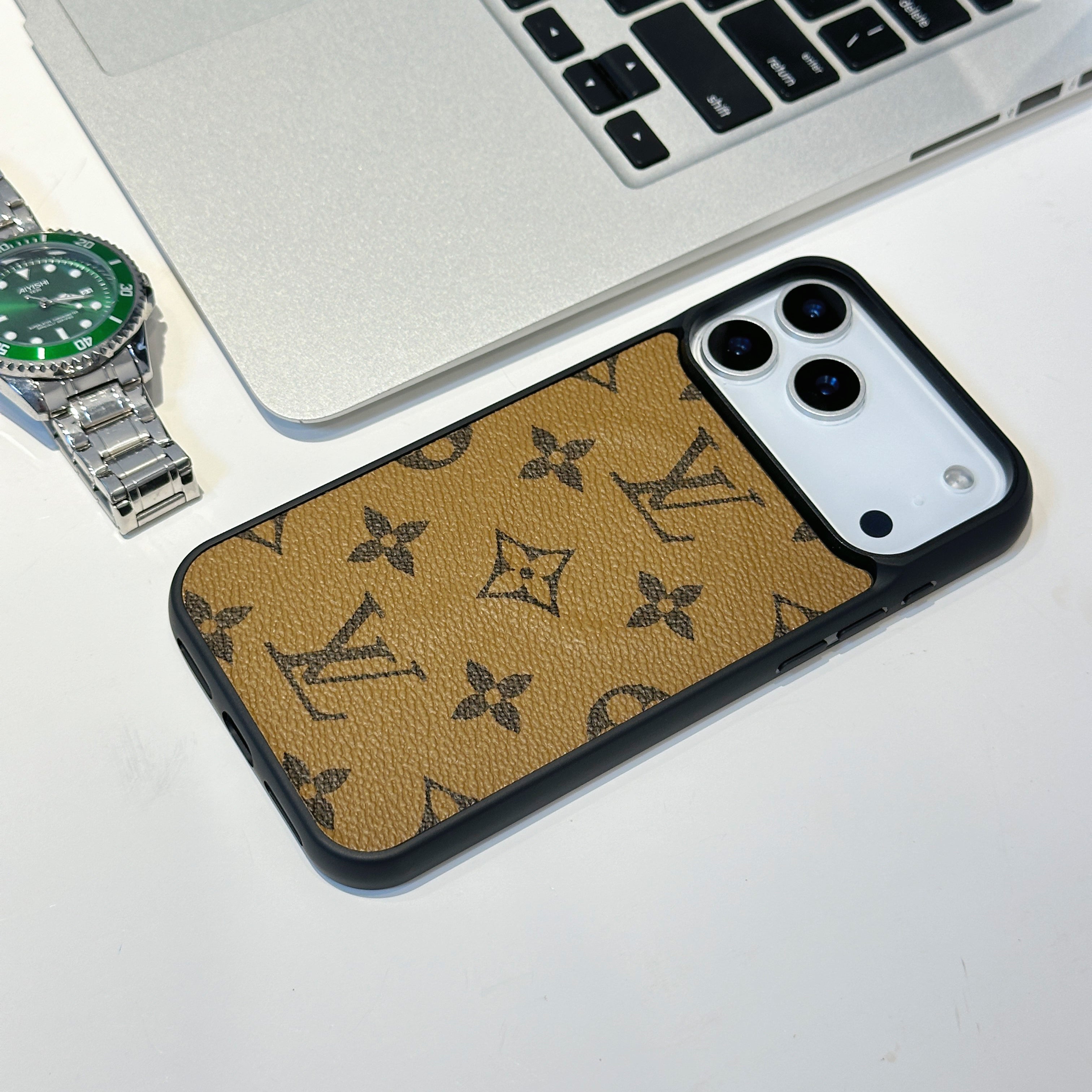 Luxury Monogram & Check Pattern iPhone Case - 画像 (10)