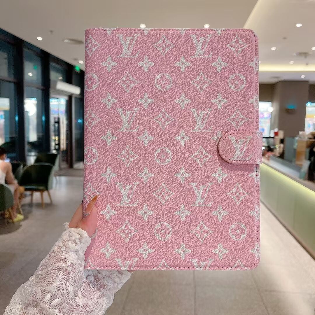 Trendy Luxury LV Monogram iPad Case with Card Holder - 画像 (6)