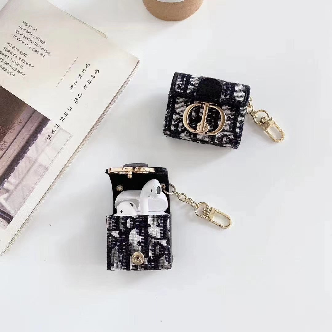 Luxe CD AirPods Case – High-End Designer Accessory - 画像 (9)